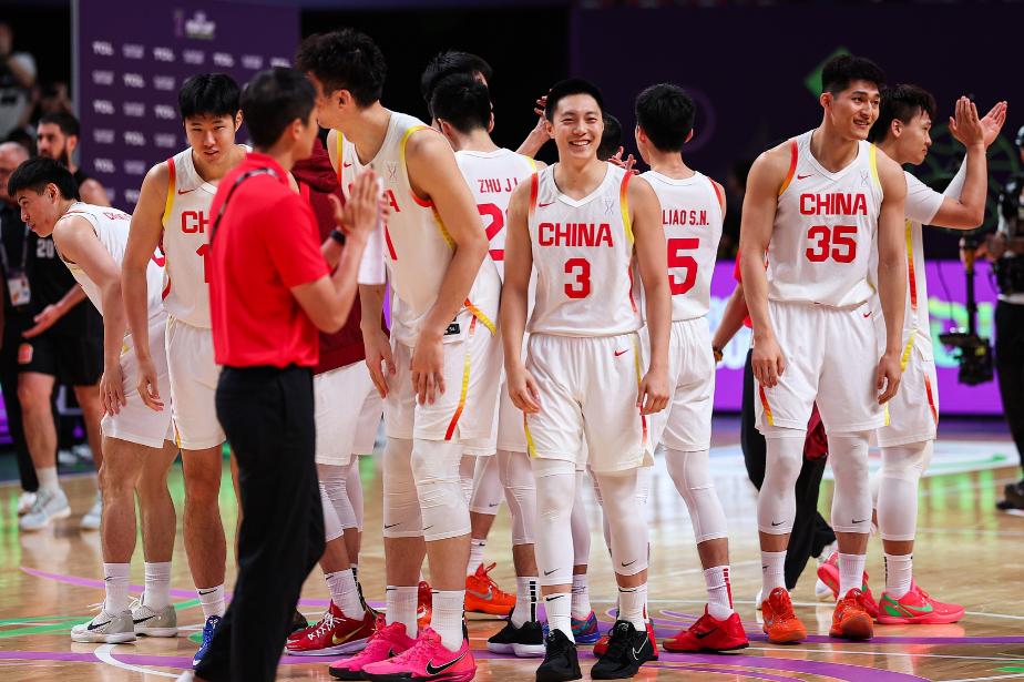 苦主, 以及无缘, 中国男篮长