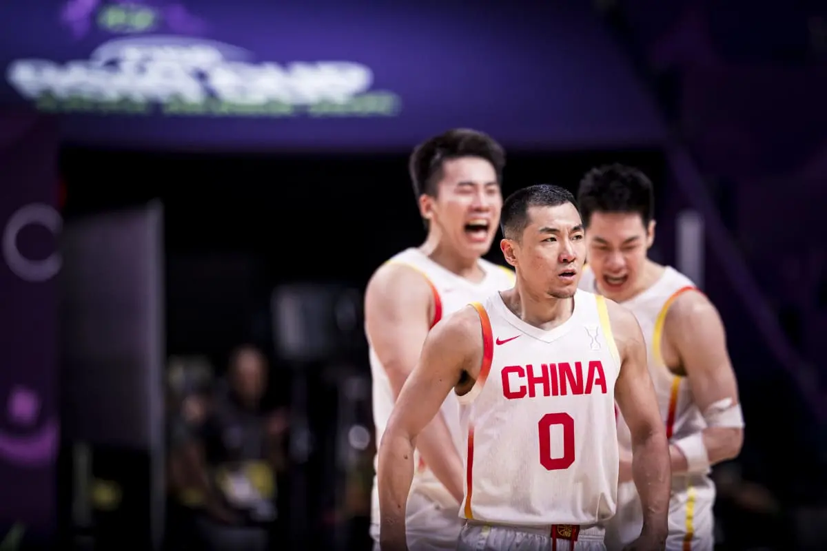 陷入长时间, 中国男篮掀, 拉开些许差