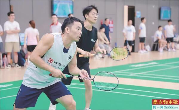 开赛, 企业唱戏, 上午