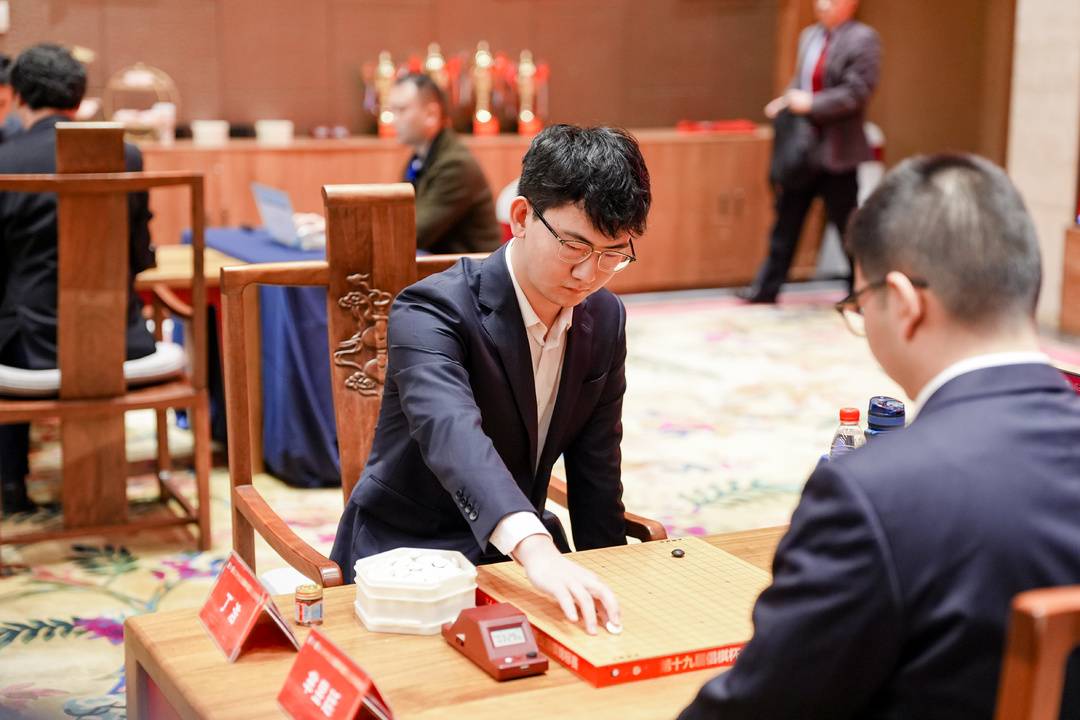 事持续落地, 大赛为窗口