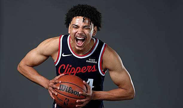 遭遇了两连, 抢断